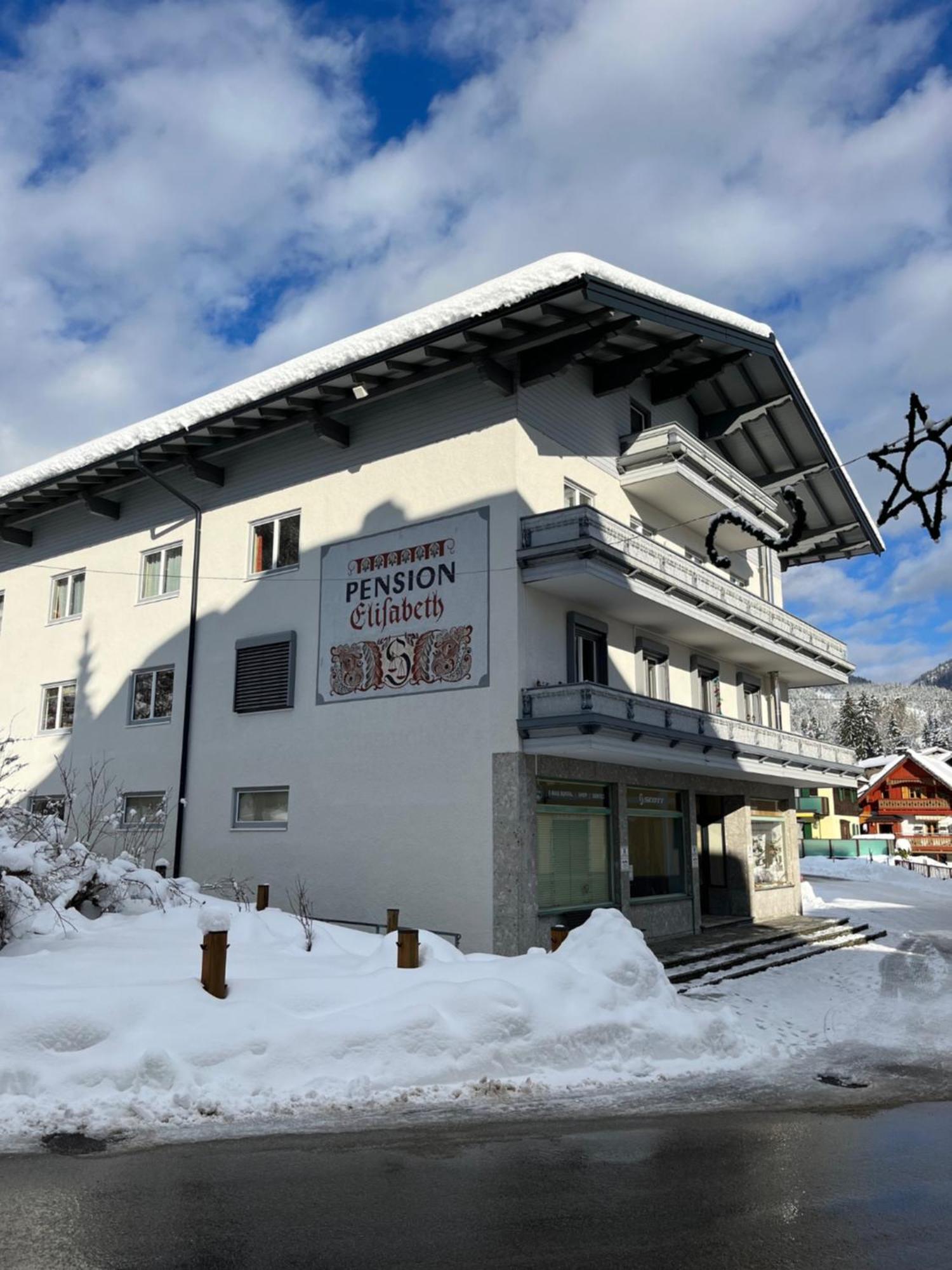 Pension Elisabeth Russbach am Pass Gschuett Exterior photo