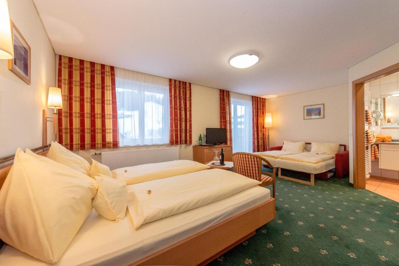 Pension Elisabeth Russbach am Pass Gschuett Room photo