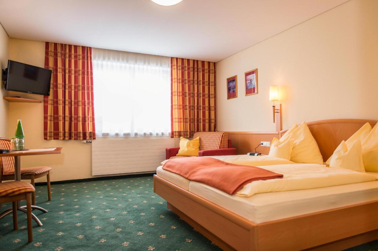Pension Elisabeth Russbach am Pass Gschuett Room photo